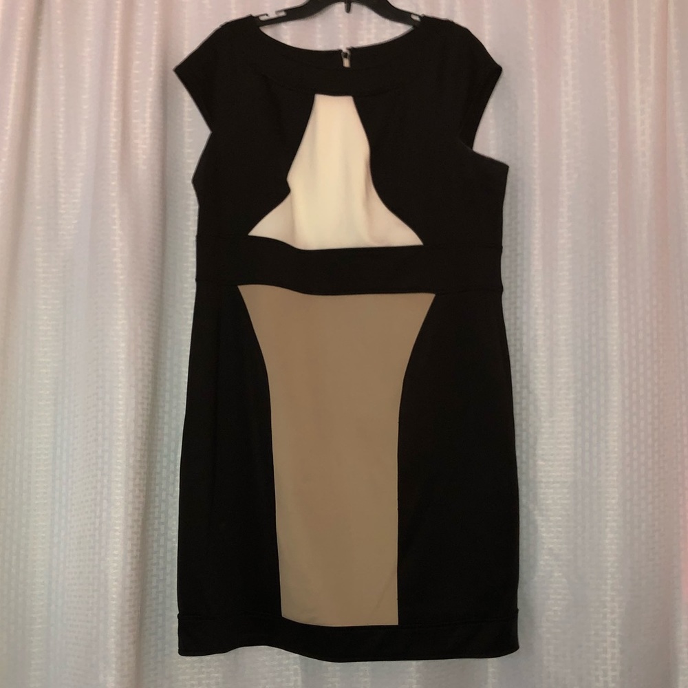 Women’s dress